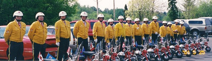 2001 01 St Albert Parade